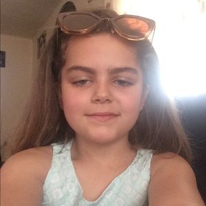 Meet your Posher, Kyriana
